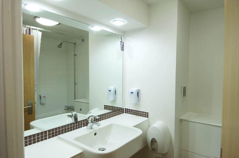 Premier Inn Blackpool East Esterno foto