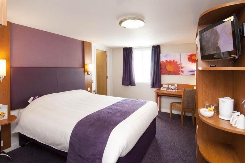 Premier Inn Blackpool East Esterno foto